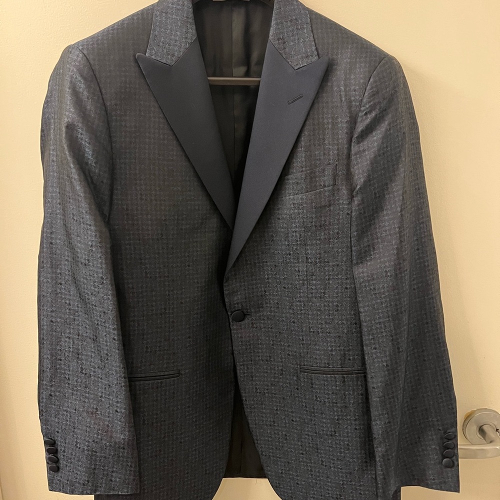 Canali Regular Fit Tuxedo Jacket / Dinner Jacket / 100% Silk / Navy / 38R